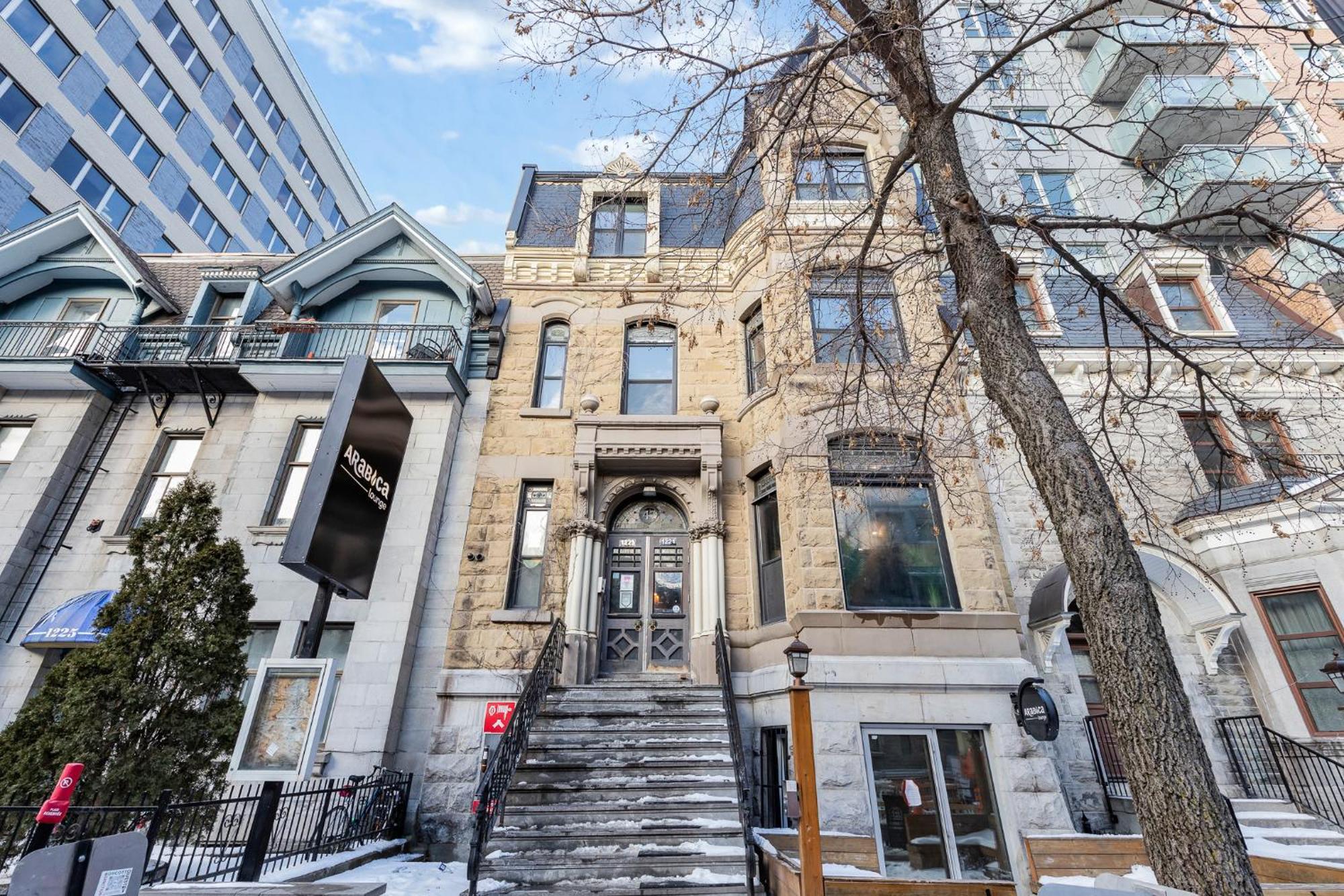 Liv Mtl Downtown Montréal
