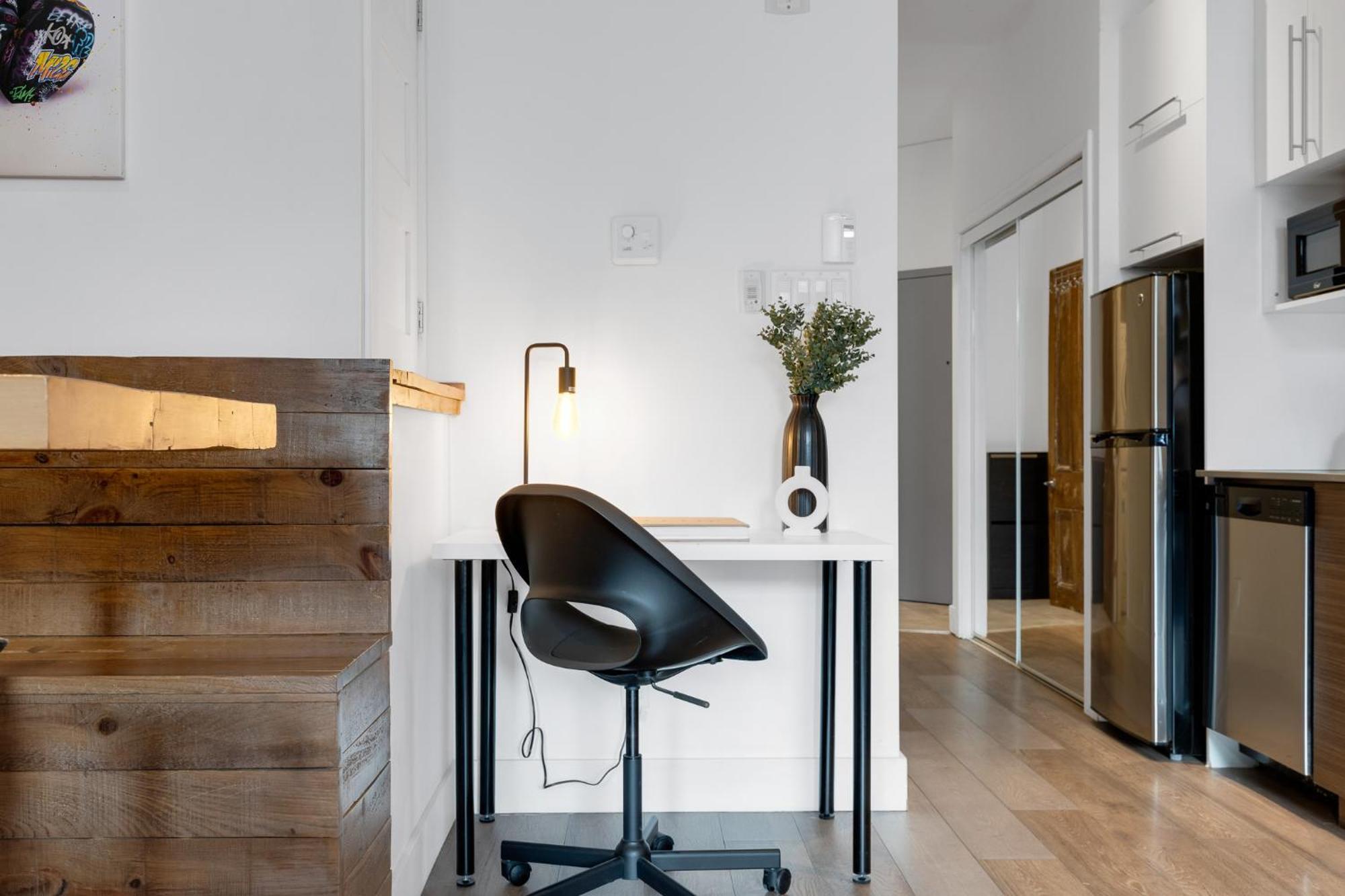 Liv Mtl Downtown 3* Montréal