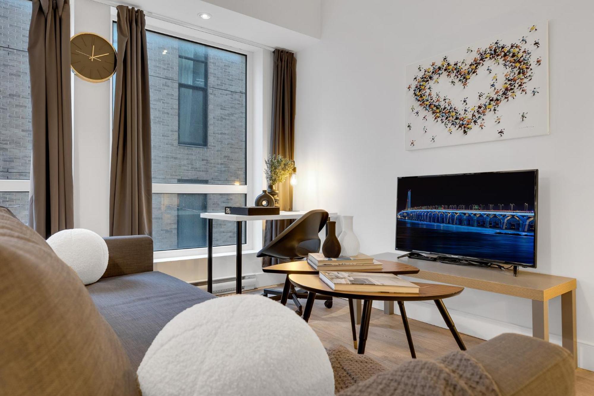 Liv Mtl Downtown Aparthotel Montreal